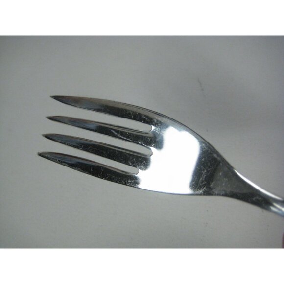 Concept Pattern 1957 Set 12 Supreme Silver Plate Cocktail Forks Vintage Flatware - Picture 5 of 9